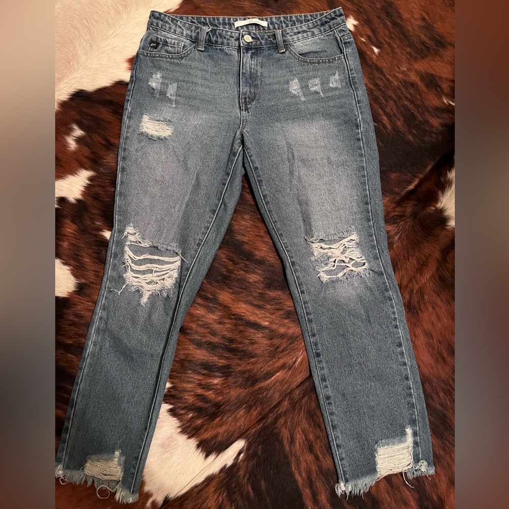 KanCan Distressed Gray Skinny Jeans